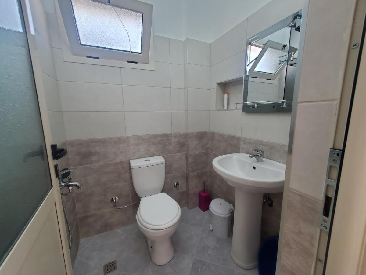 Guest House Vlorë Extérieur photo