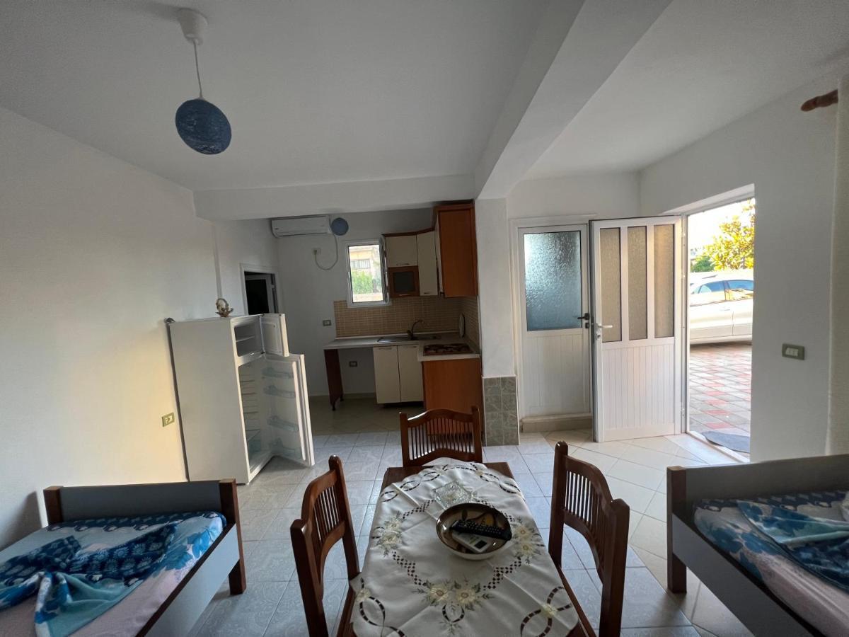 Guest House Vlorë Extérieur photo