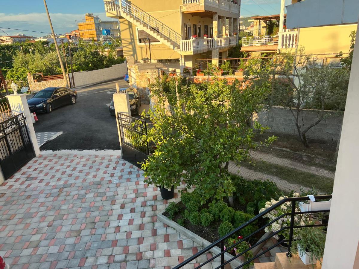 Guest House Vlorë Extérieur photo