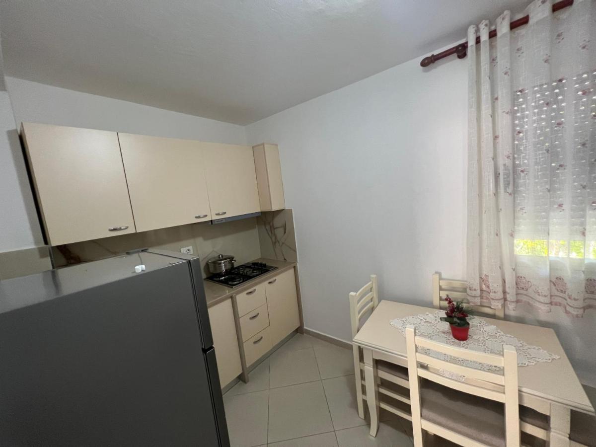 Guest House Vlorë Extérieur photo